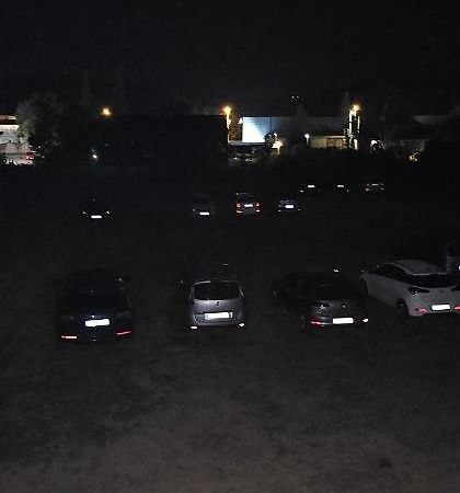 Ekonomic Apartmani Golubovci Buitenkant foto
